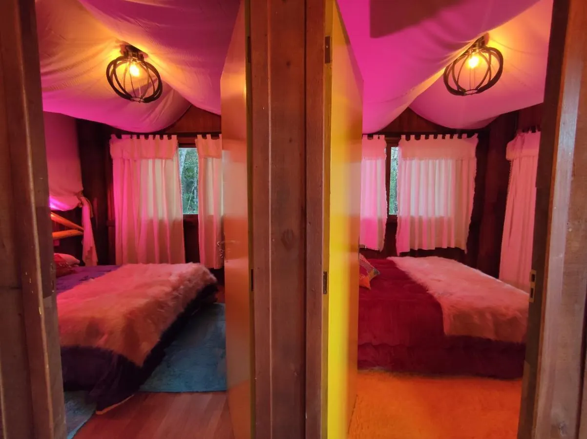 홈스테이 Sideropolis Sitio Alto Jordao Ecoturismo 아파트 브라질